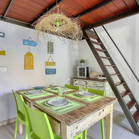 La Sanaryenne - Joli Appt Proche Apartamento *